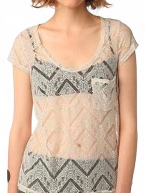 KIMCHI BLUE Ivory Lace Pocket Tee - Large